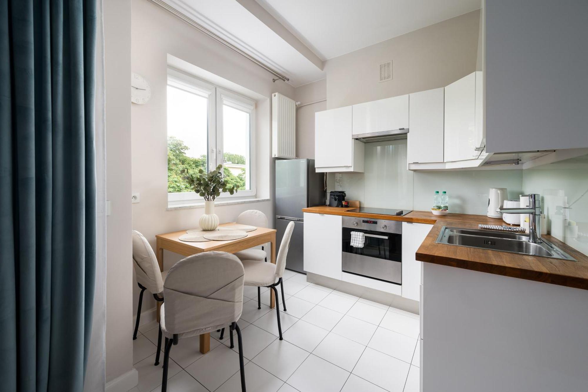 Wola Ratusz Homely Apartment وارسو المظهر الخارجي الصورة